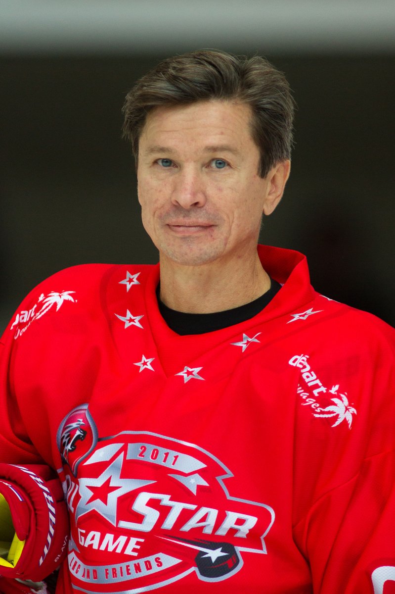 Вячеслав Быков тренер по хоккею сборной России