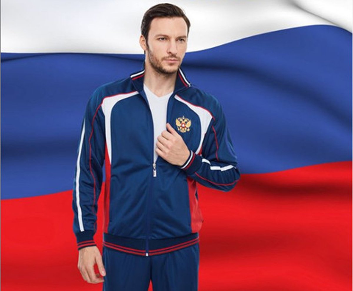 Красивые спортивные костюмы с Российской символикой