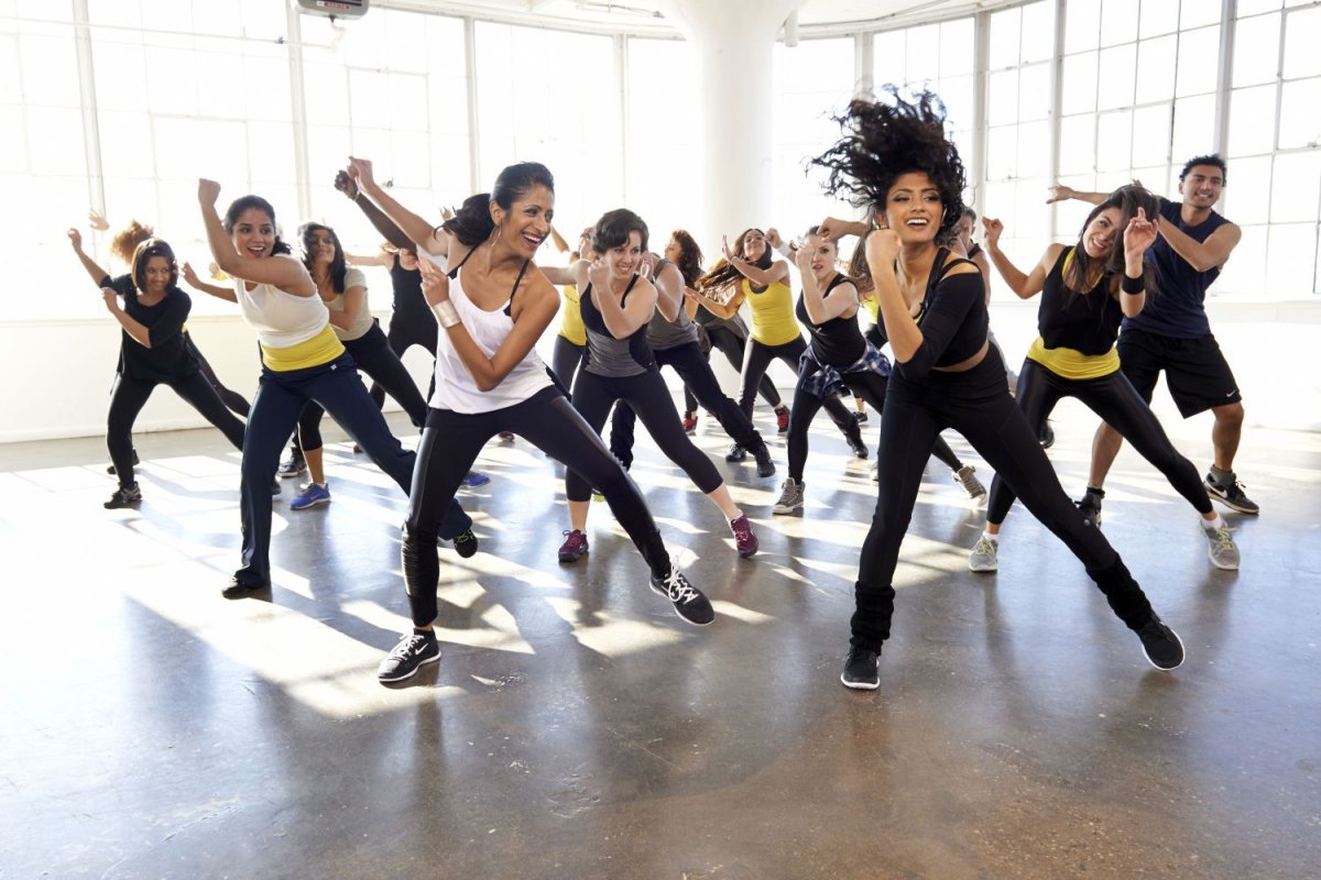 Танцы Zumba Fitness