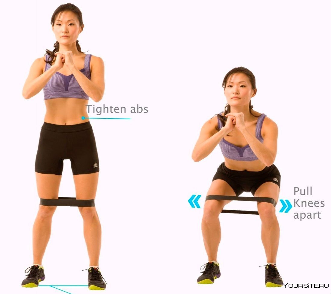 Приседания с поднятыми руками