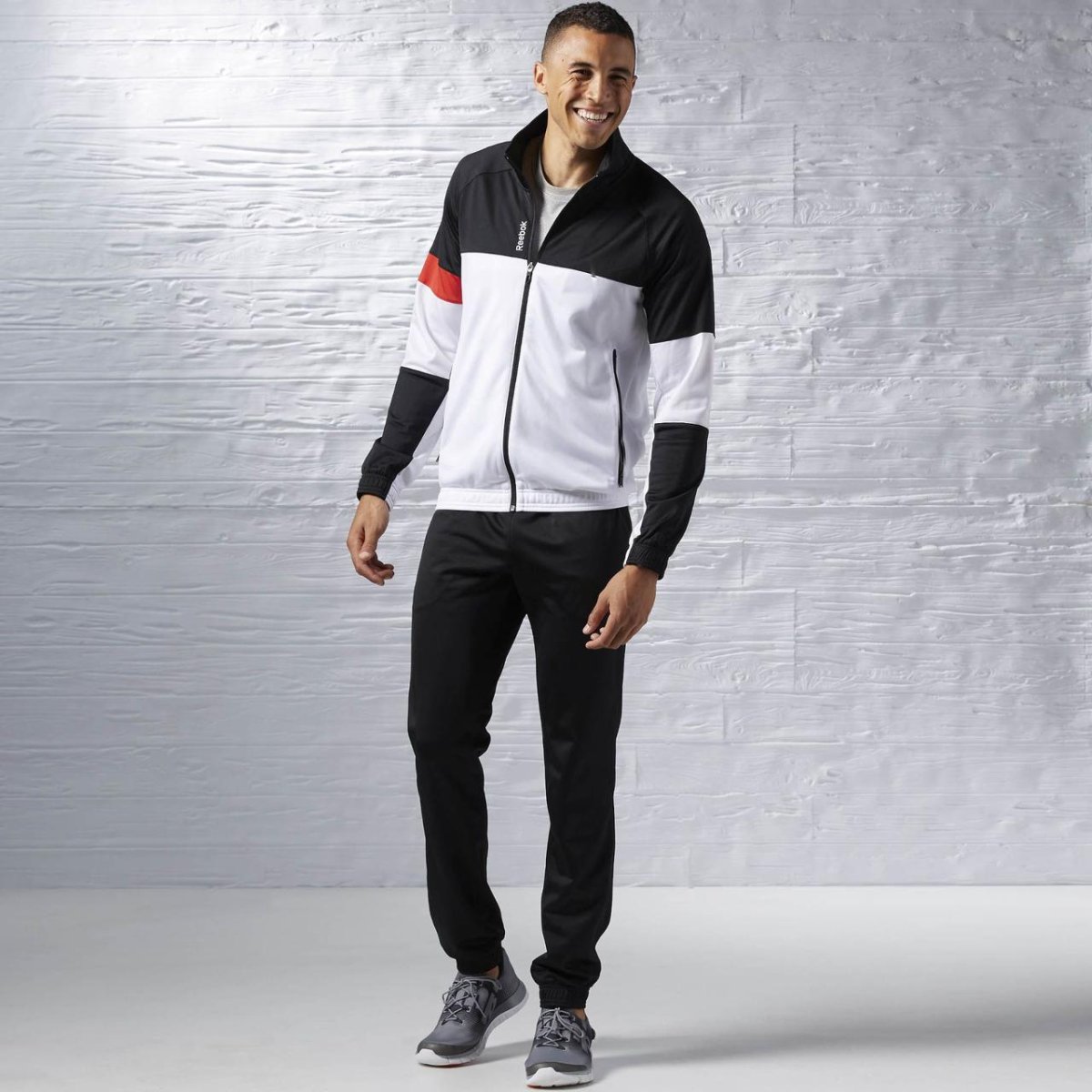 Теплый спортивный костюм мужской