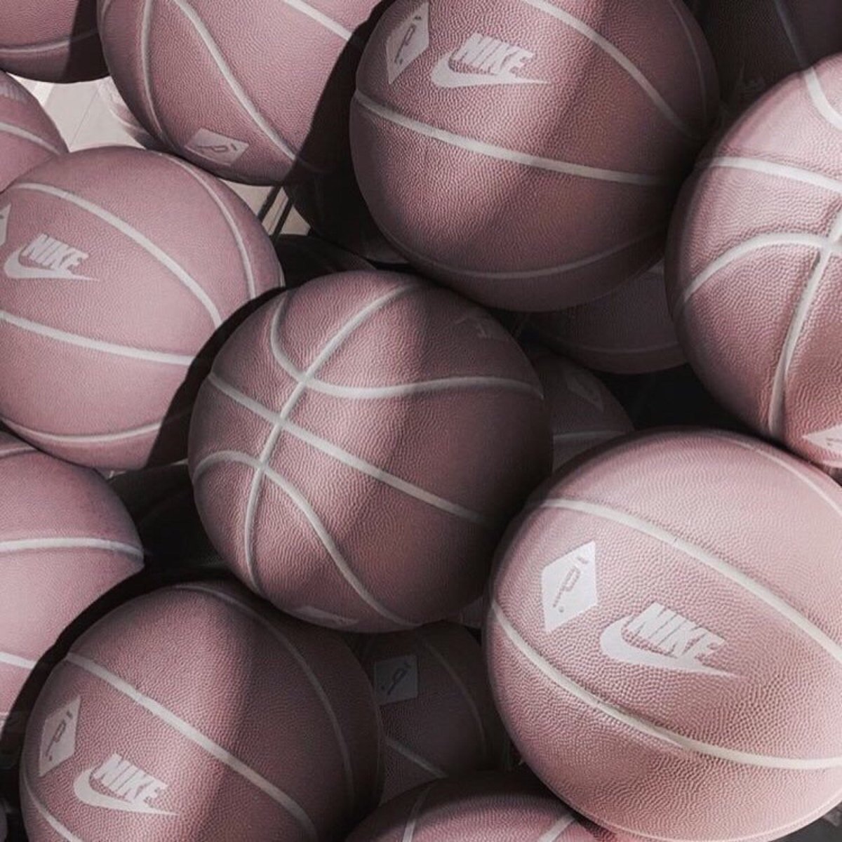 Баскетбольный мяч от найк розовые