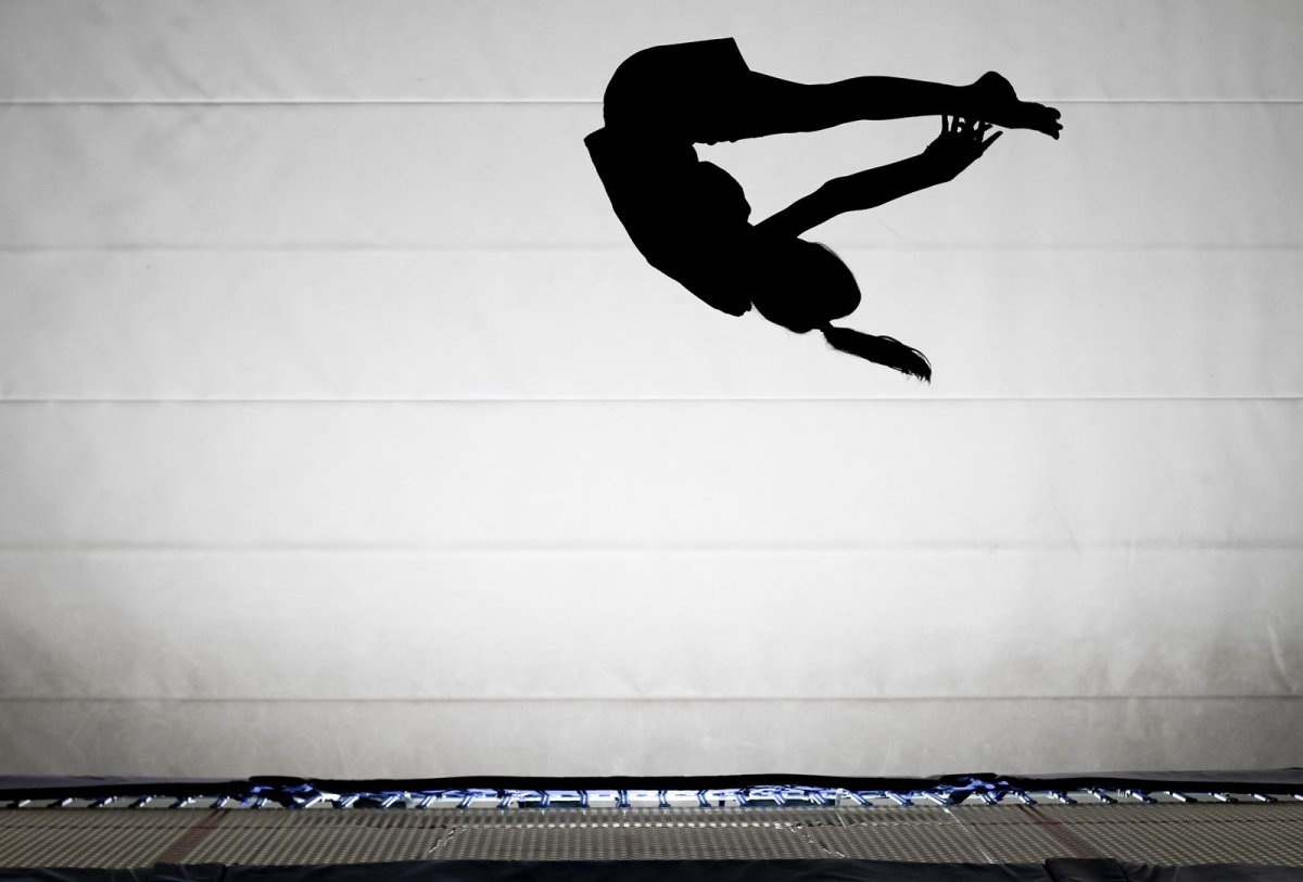 Спортивная акробатика силуэт