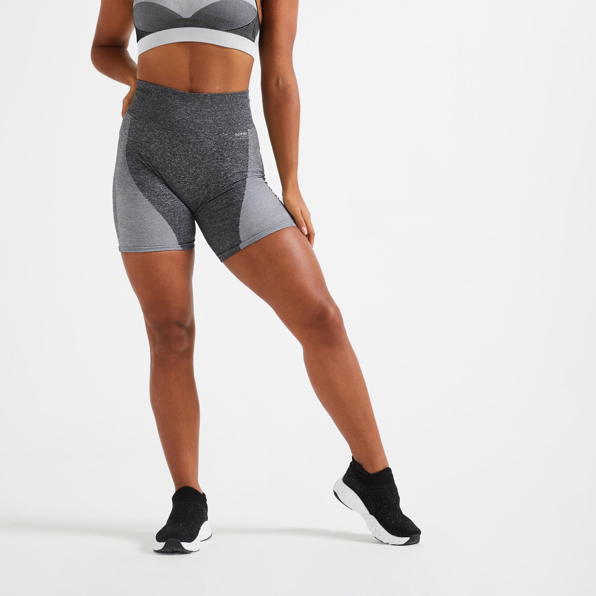 Шорты рибок les Mills