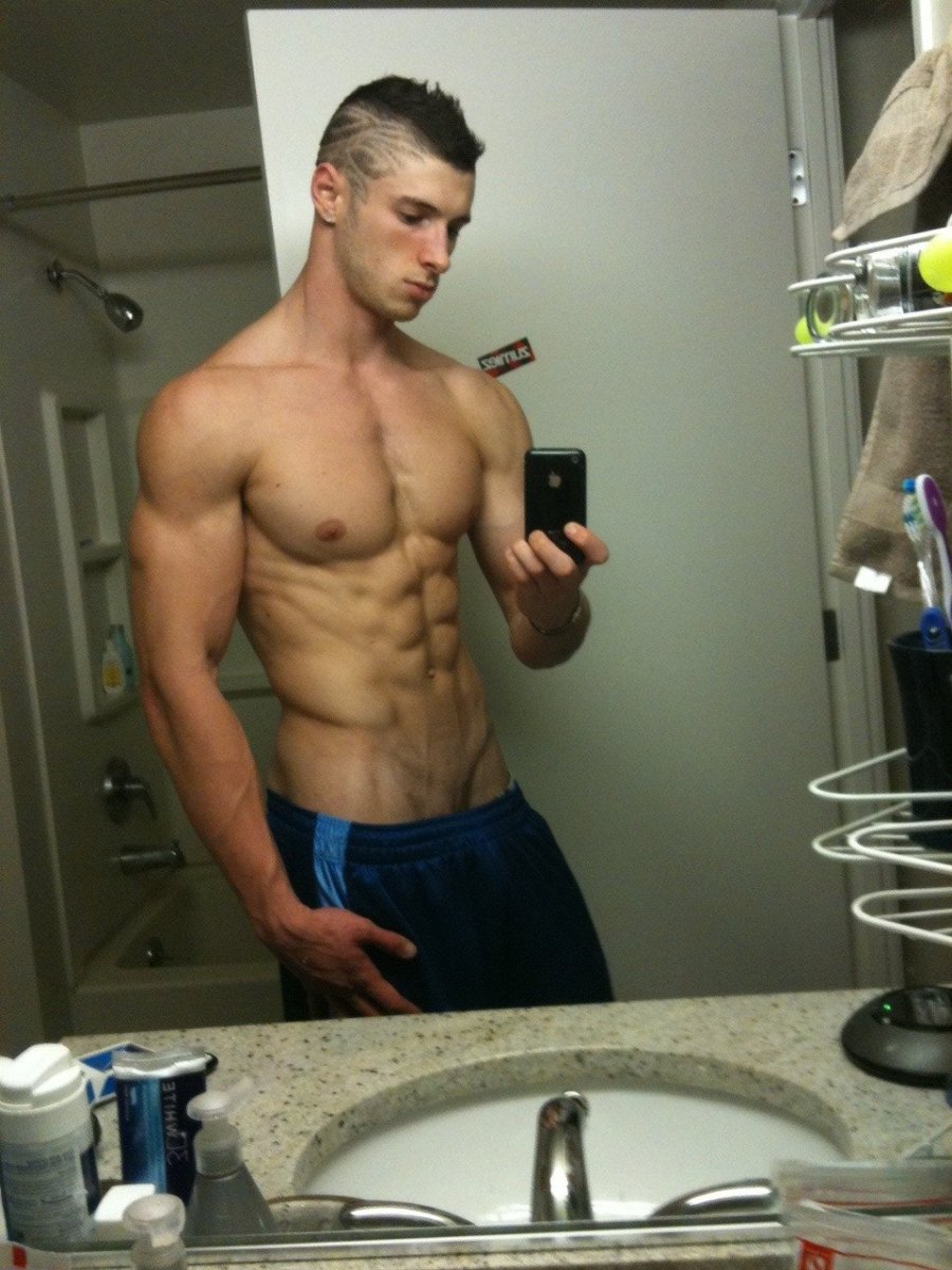 Joss Mooney gay