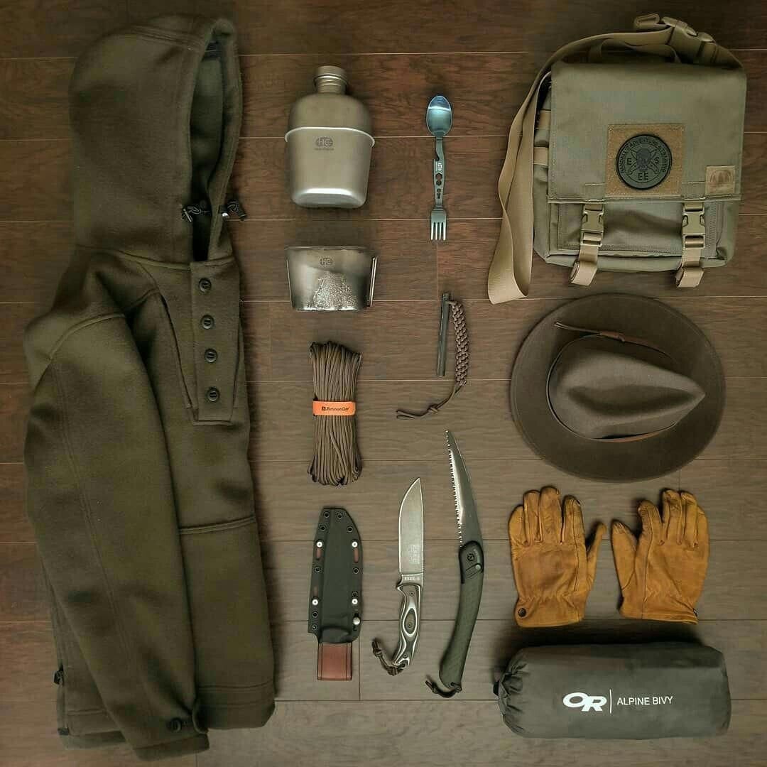 Bushcraft & Survival Kit