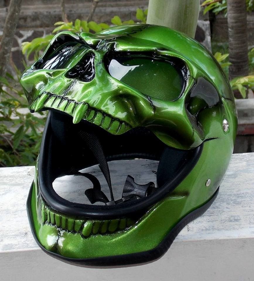 Шлем зеленого Гоблина