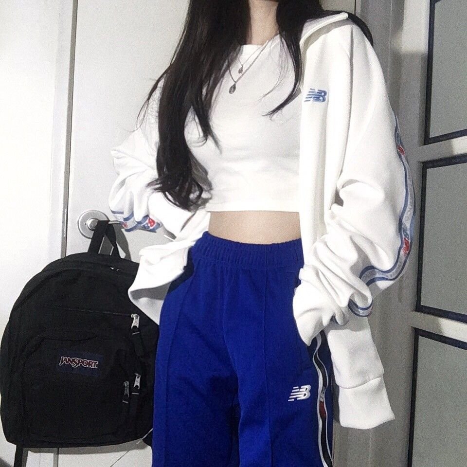 Кореянки в спортивной одежде