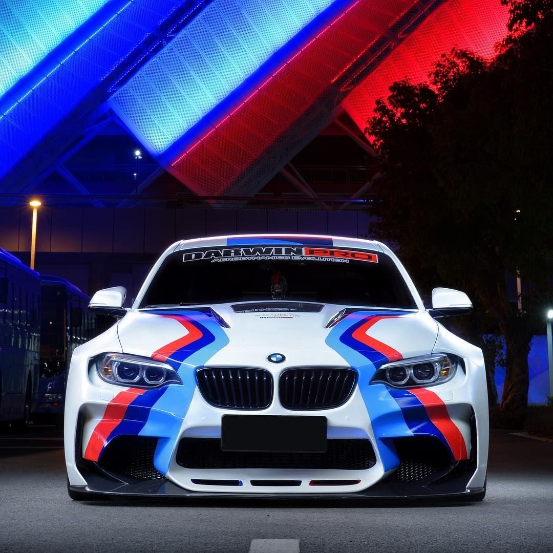 BMW спортивная