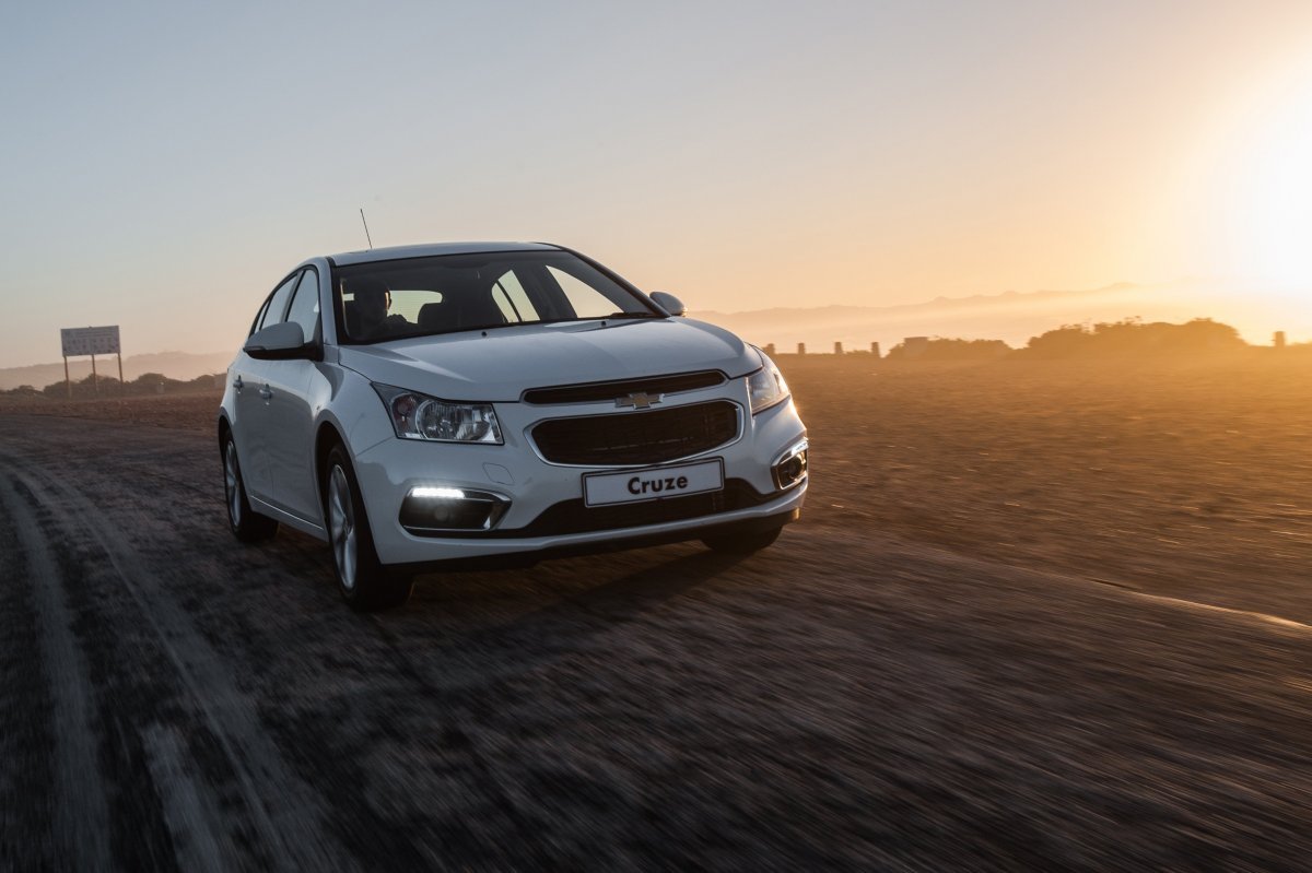Chevrolet Cruze 2015 хэтчбек