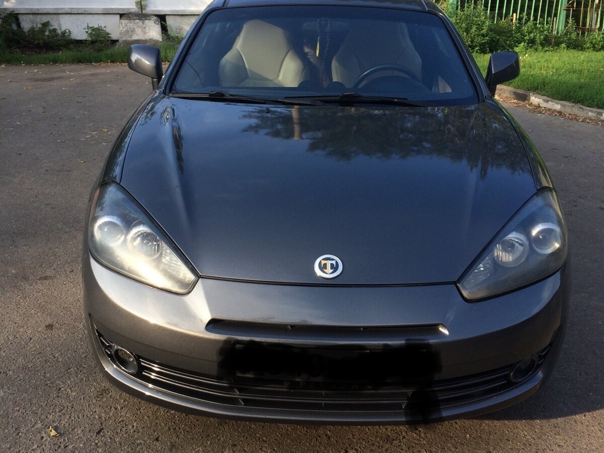 Hyundai Tiburon 2