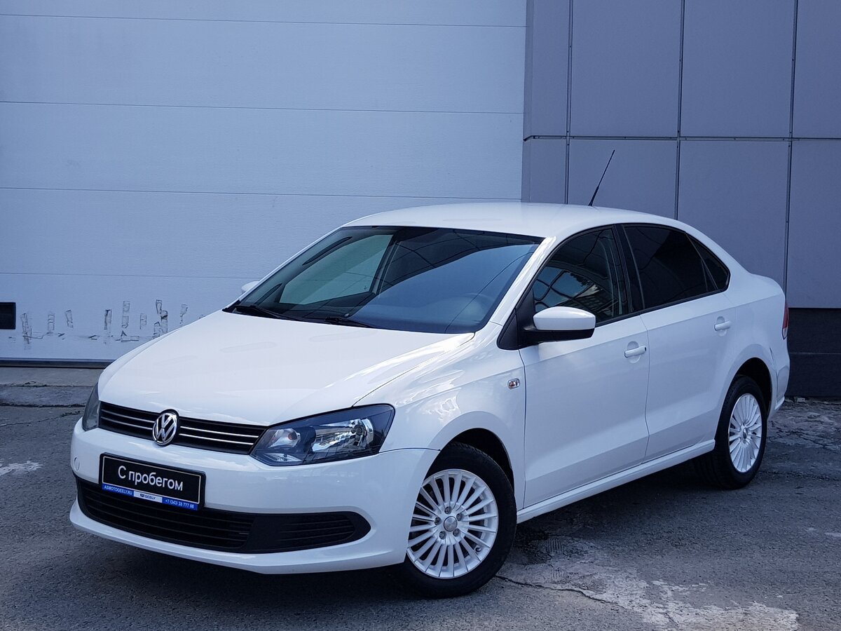 Volkswagen Polo белый