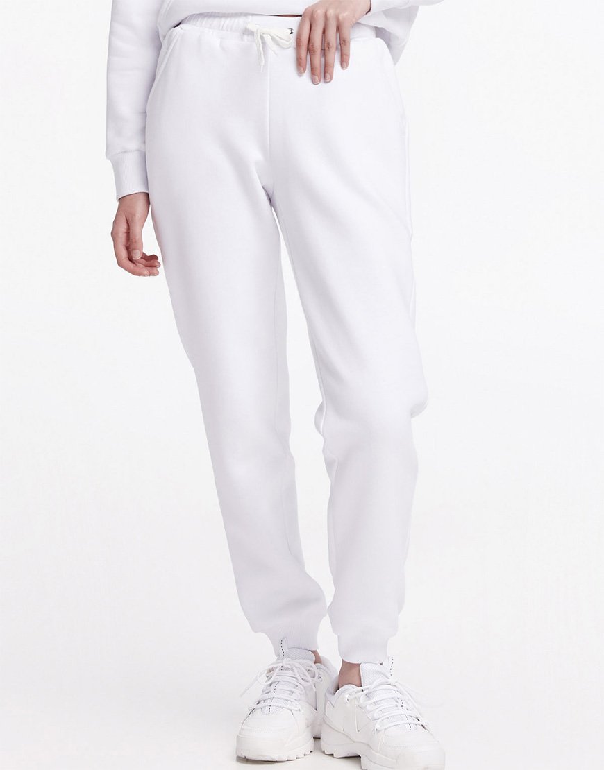 Белые спортивные брюки женские