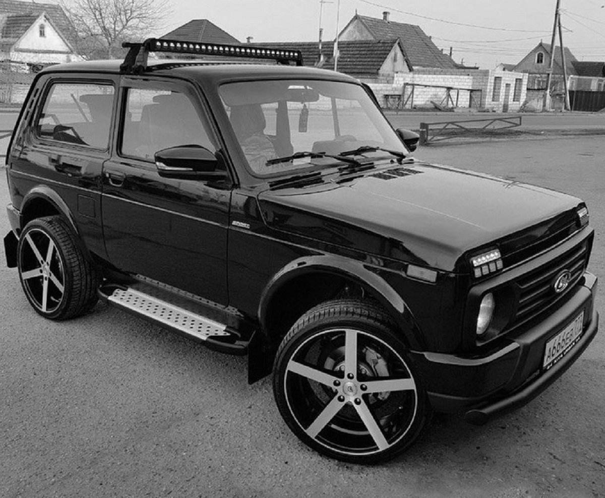 Нива Урбан r20