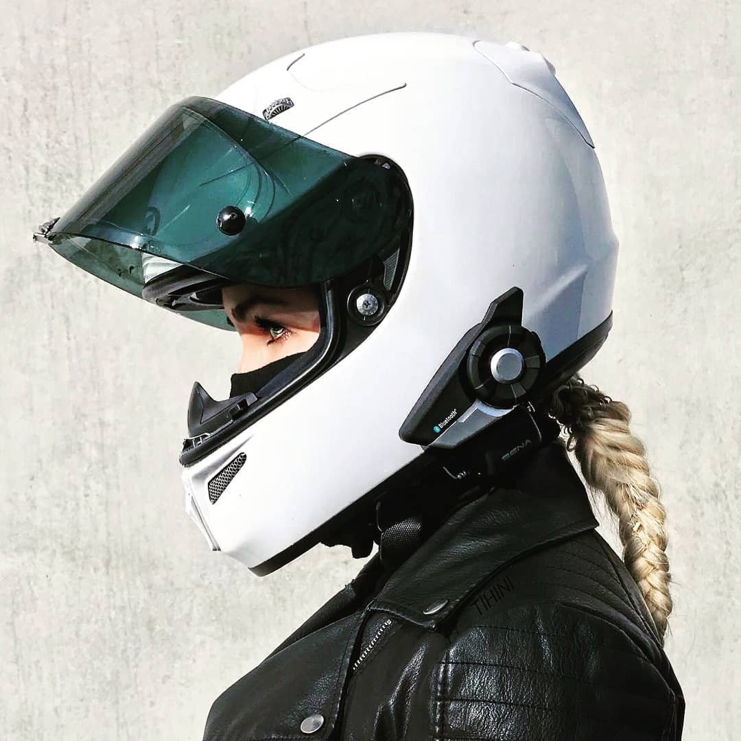Шлем мотоциклетный формы