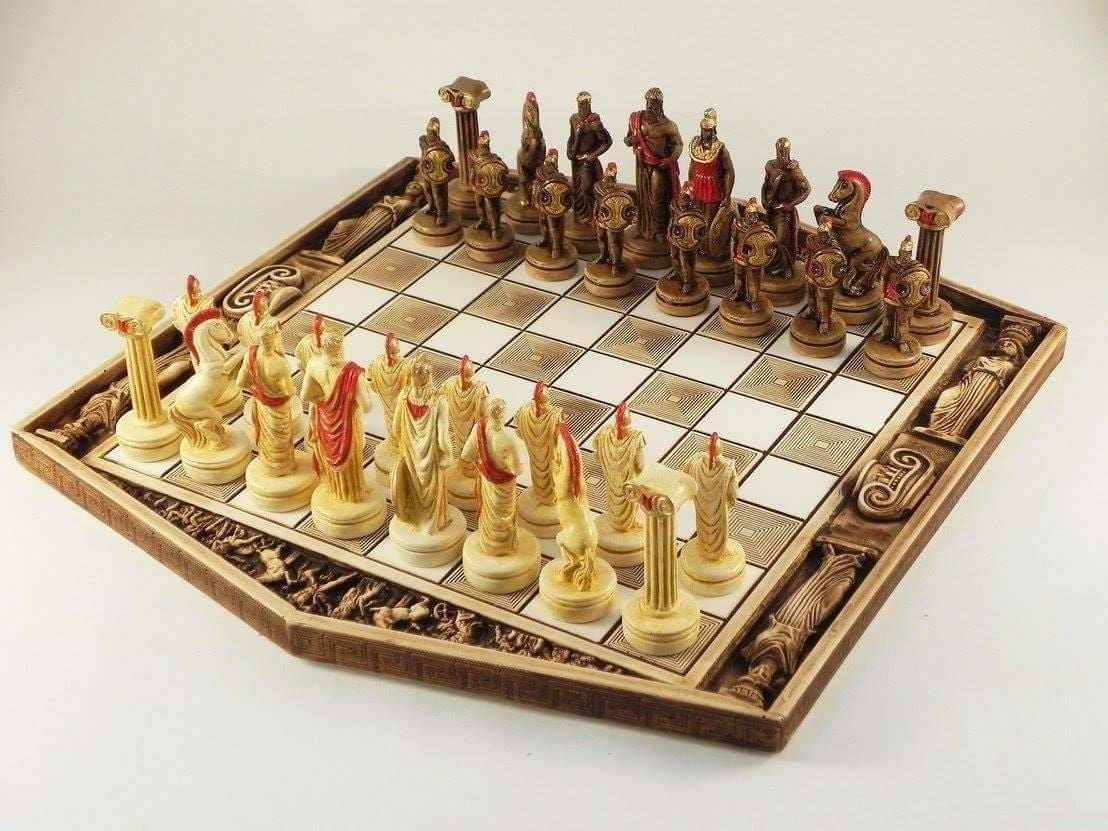 Шахматы в виде греческих богов