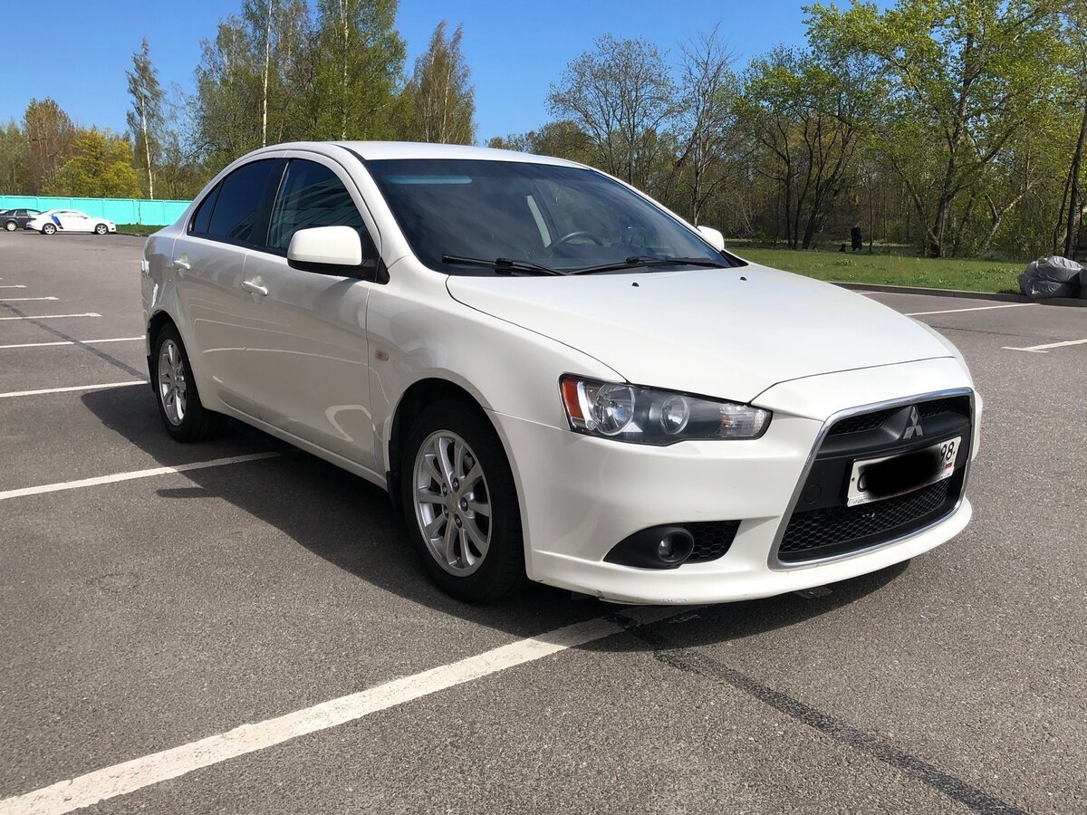 Lancer 10 белый Рестайлинг