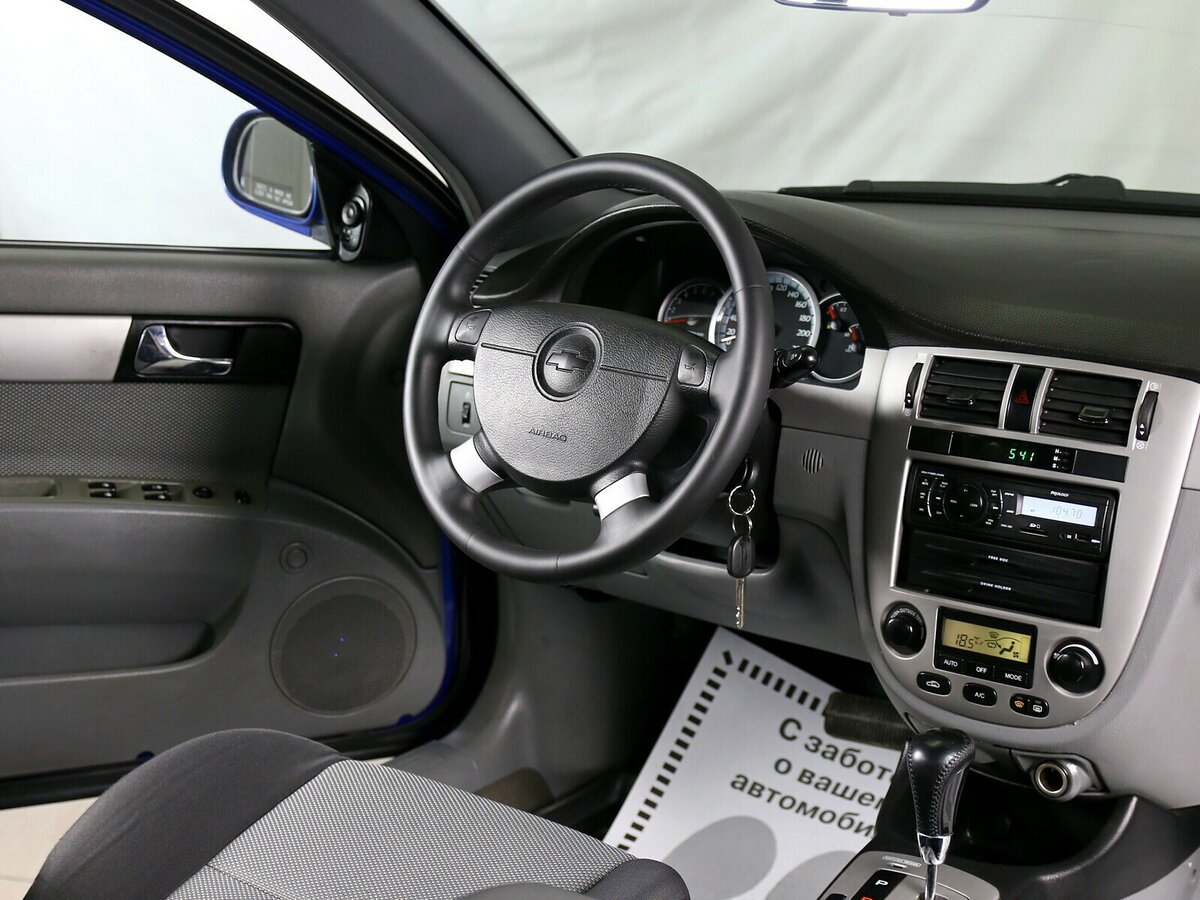 Chevrolet Lacetti 2007 салон