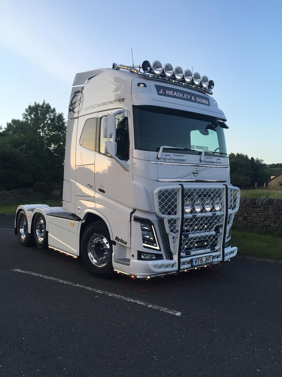Volvo 750 Truck