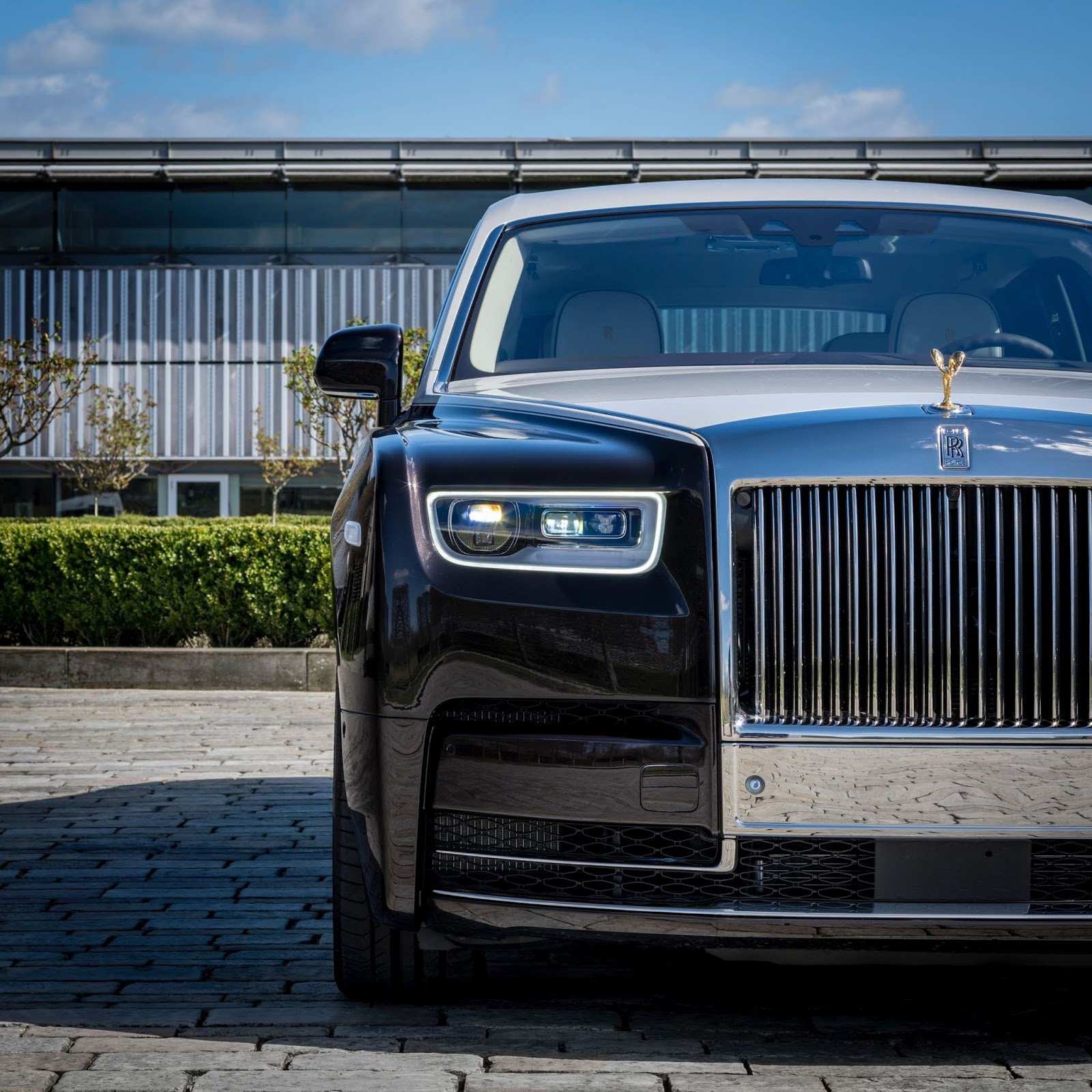 Автомобиль роллс ройс. Роллс Ройс Фантом. Машина Rolls Royce Phantom. Роллс Ройс Фантом 2019. Роллс Ройс Фантом 6.