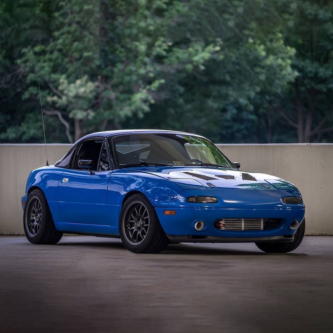 Mazda MX-5 Miata Eunos Roadster