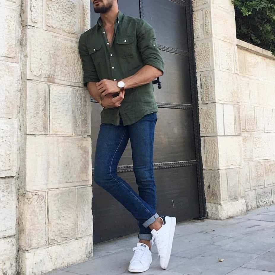 Джинсы с кедами мужские