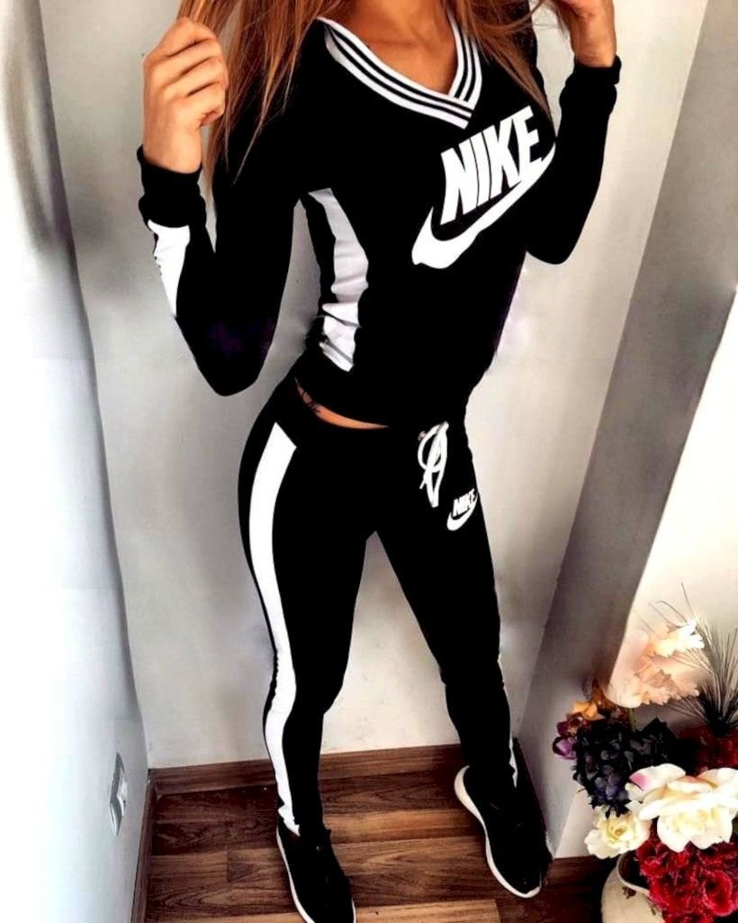 Adidas sporty outfits, Tracksuit women, Sport outfits