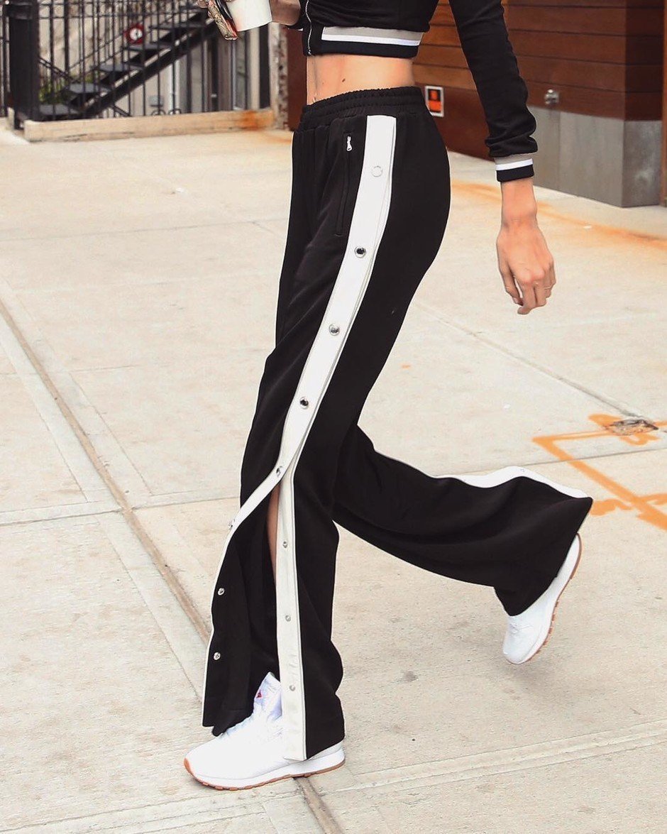Спорт Шик брюки с лампасами
