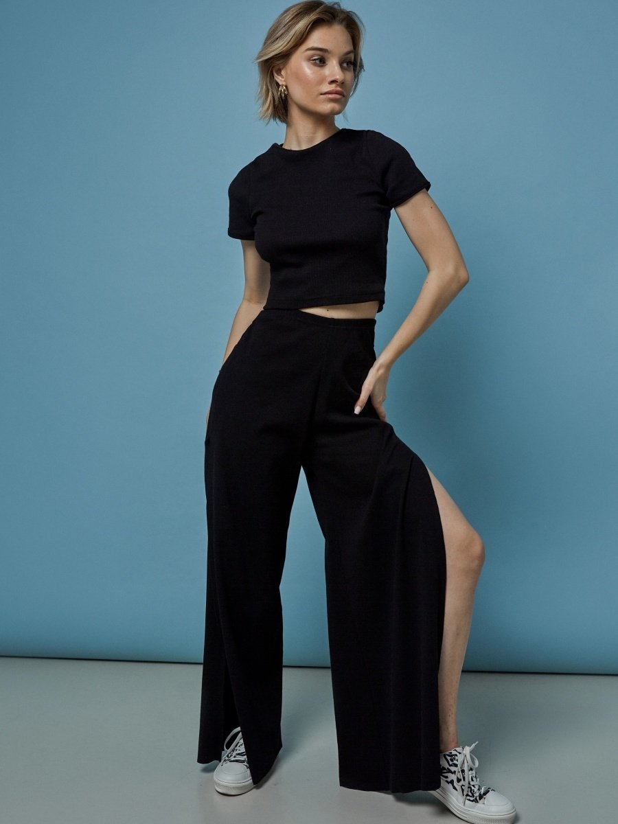 Брюки с разрезами по бокам