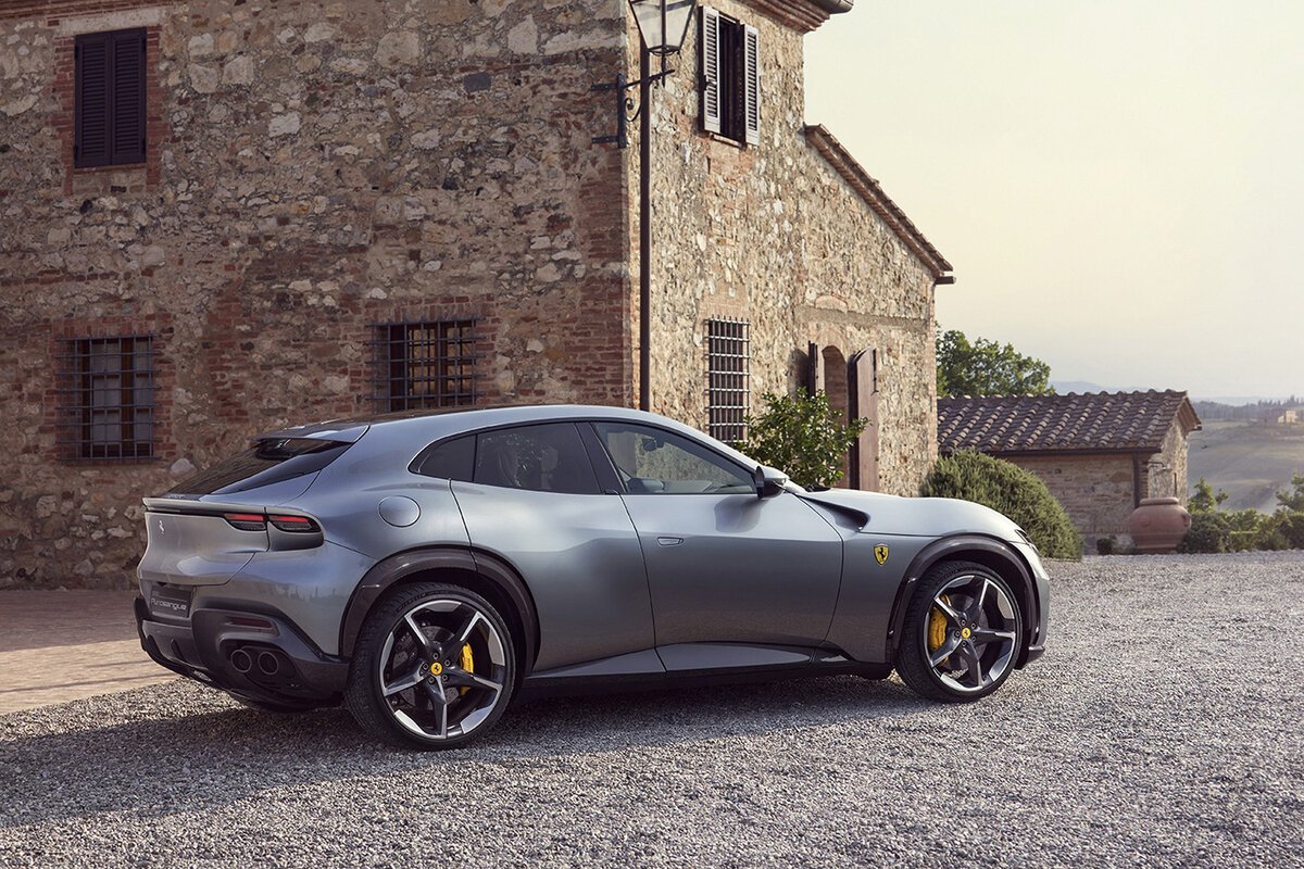 Кроссовер Ferrari Purosangue
