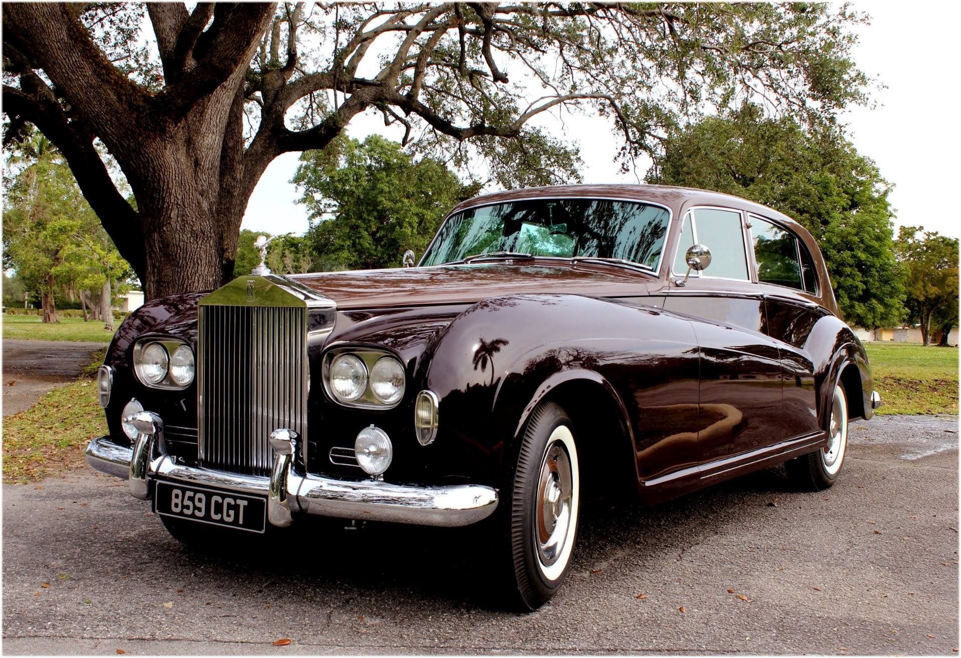 Старые роллс. Роллс Ройс 1963. Роллс Ройс классика. Rolls Royce Silver cloud 3. Роллс Ройс Фантом 1963.