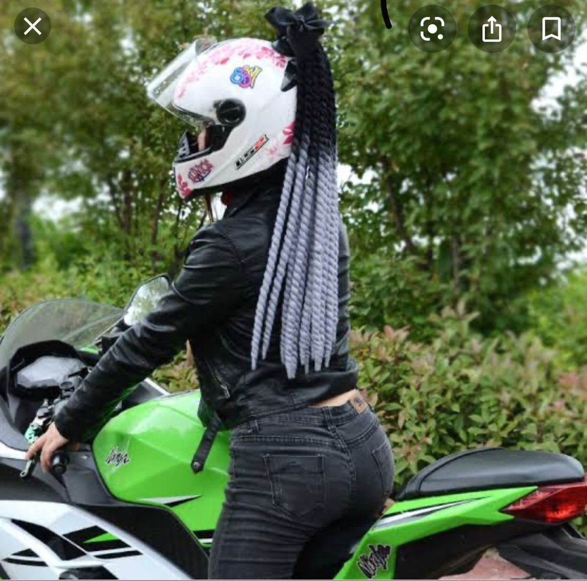 Мотошлем женский