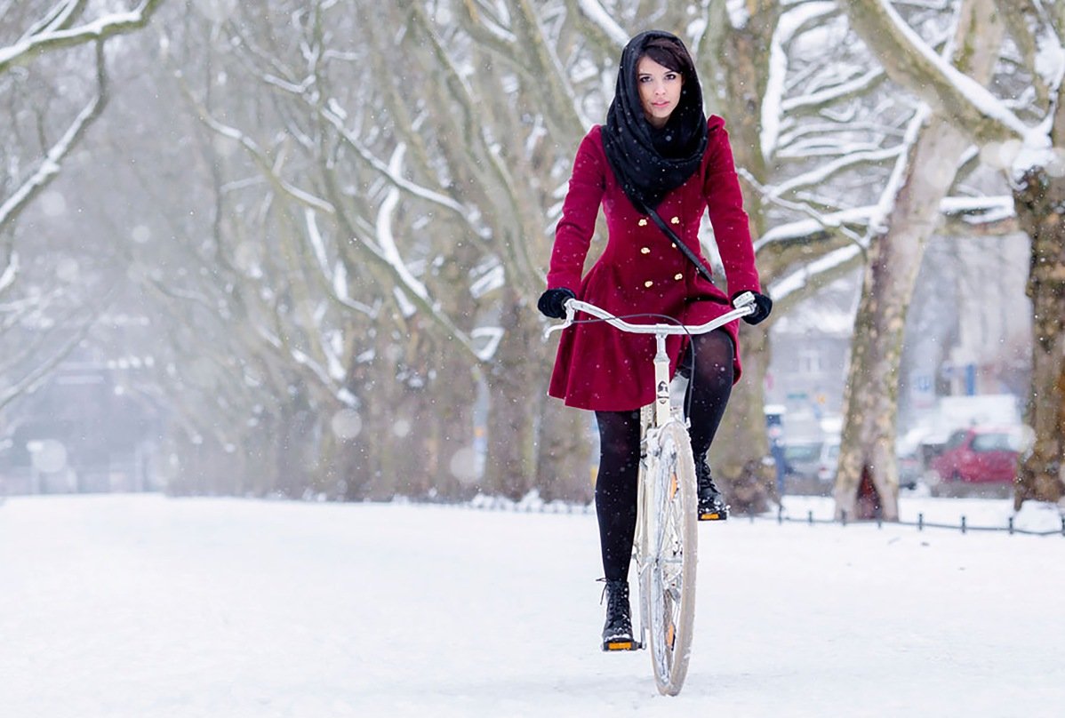 Фотосессия с велосипедом зимой