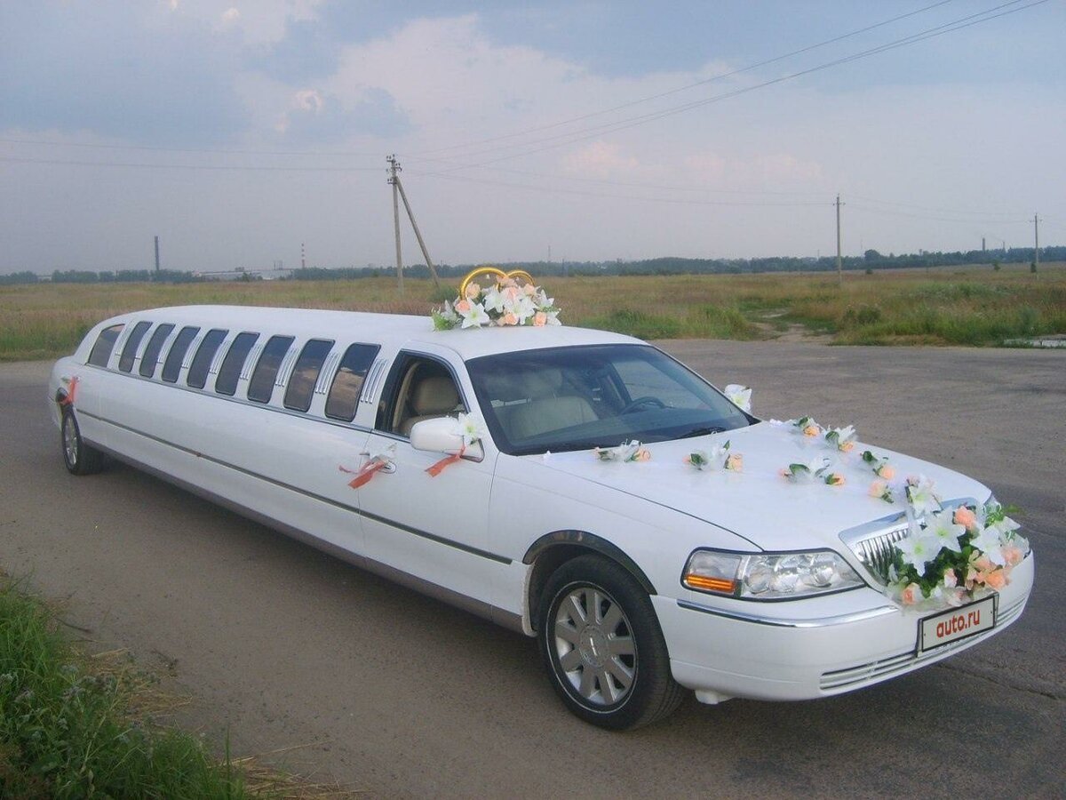 Лимузин Линкольн салон свадьба