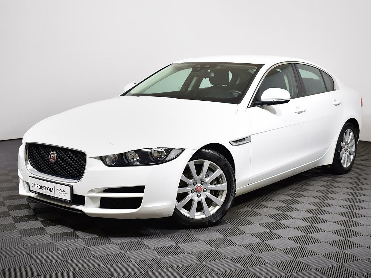 Jaguar xe 2.0 at, 2015, седан