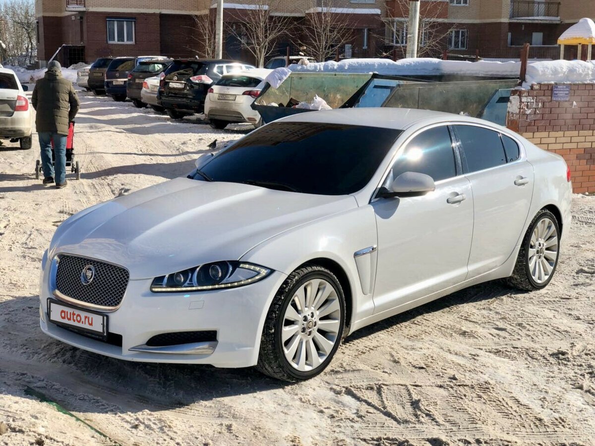 Jaguar XF 2012 белый