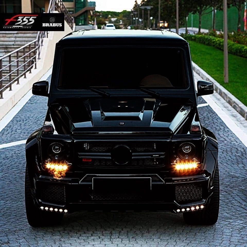 Mercedes Benz g63 Brabus