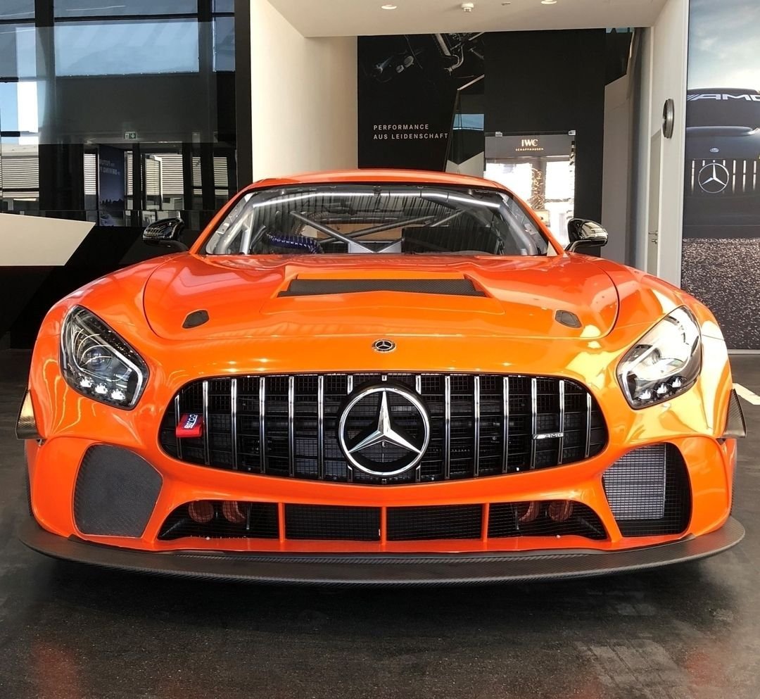 Мерседес классы AMG gt оранжевый