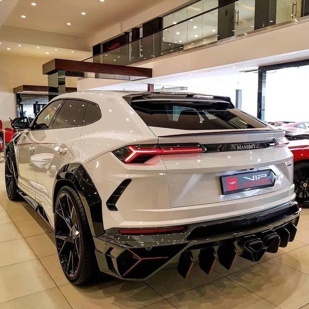 Ламборгини Урус Mansory