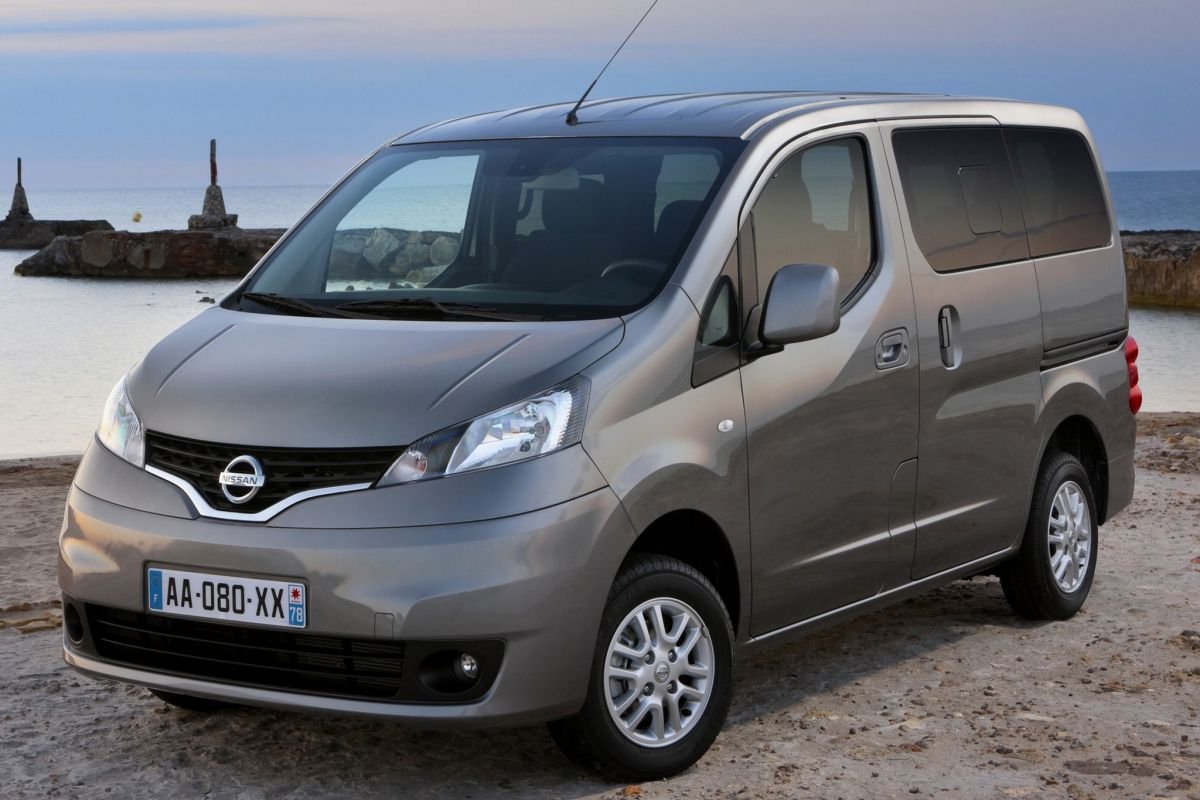 Nissan Evalia 2011