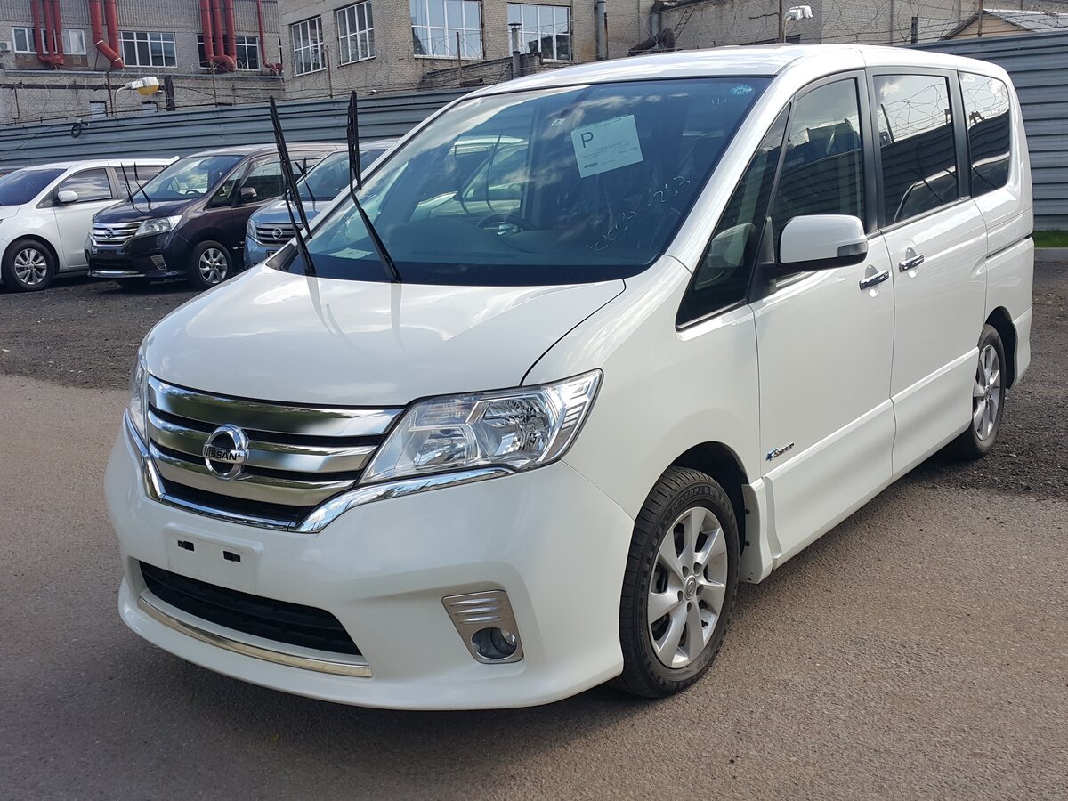 Nissan Serena c26