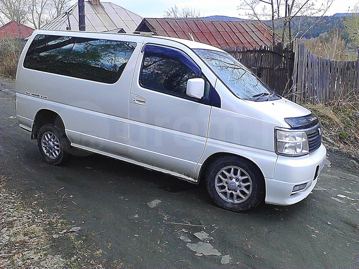 Nissan Elgrand 3.3 at, 2000,