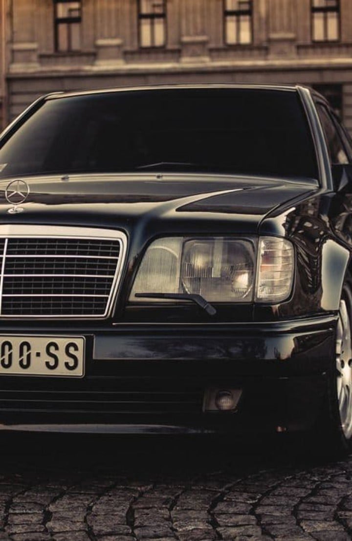 Mercedes Benz w124 s600