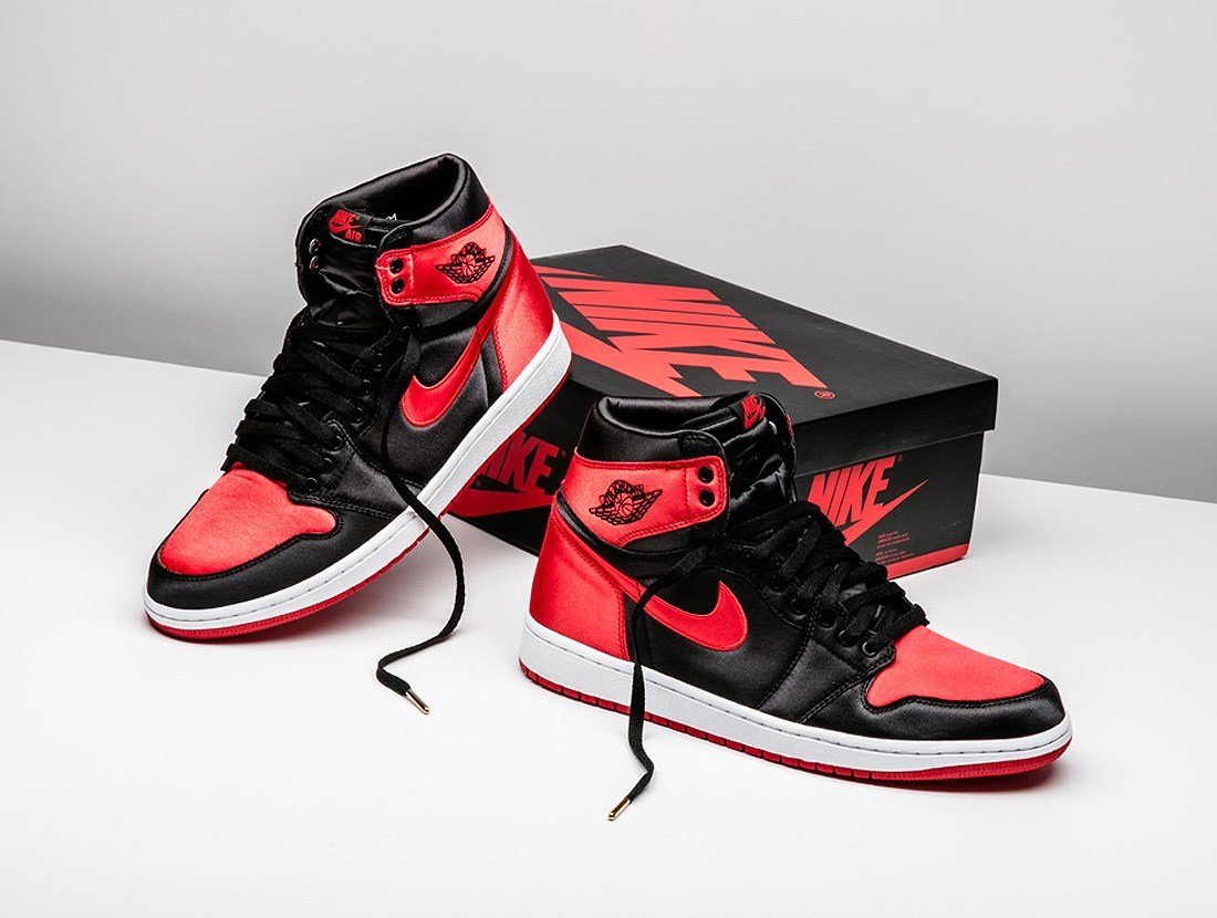 Nike Air Jordan 1 Retro High og “Satin Snake Chicago”