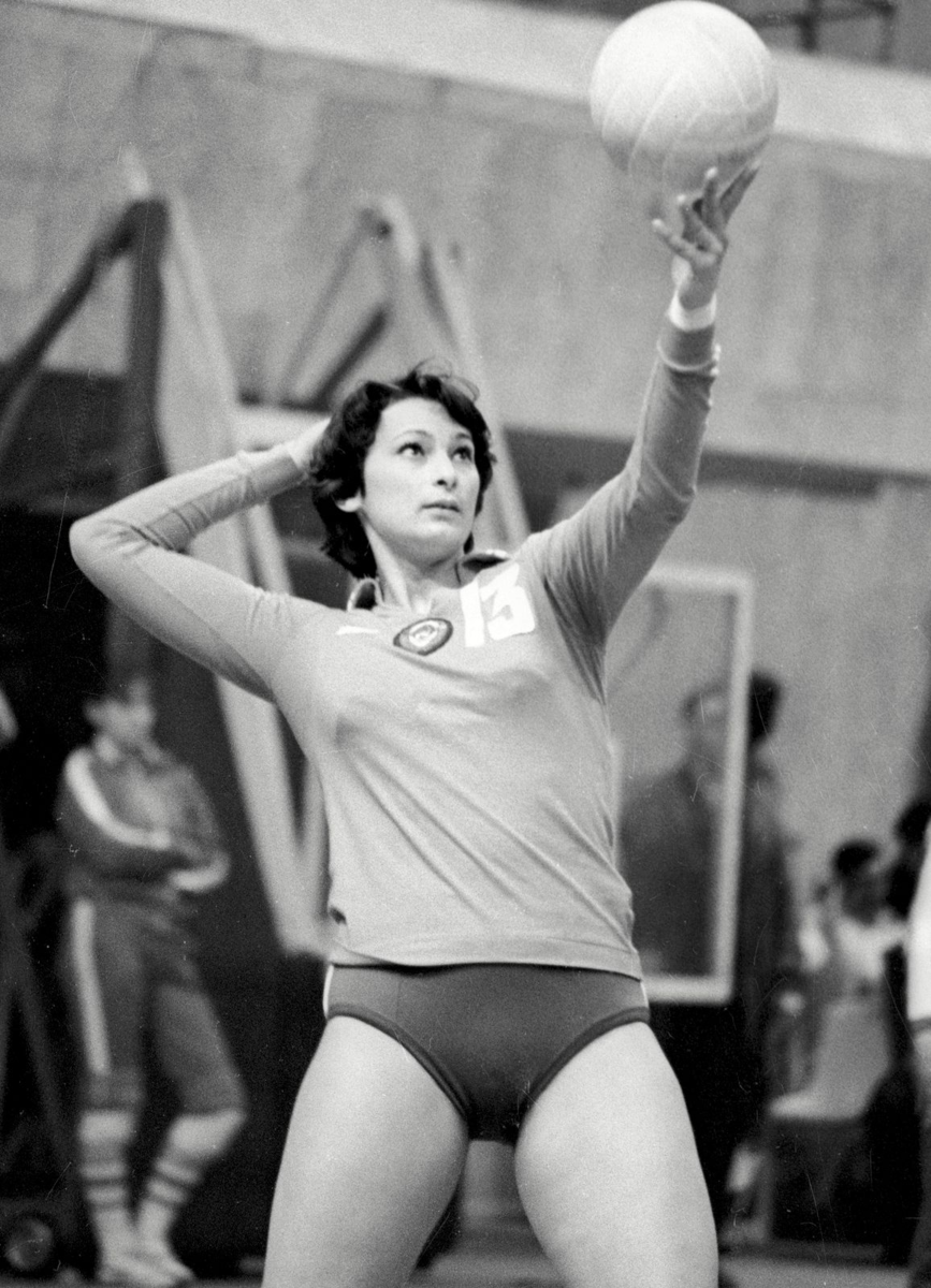 Логинова Лидия Ивановна волейбол