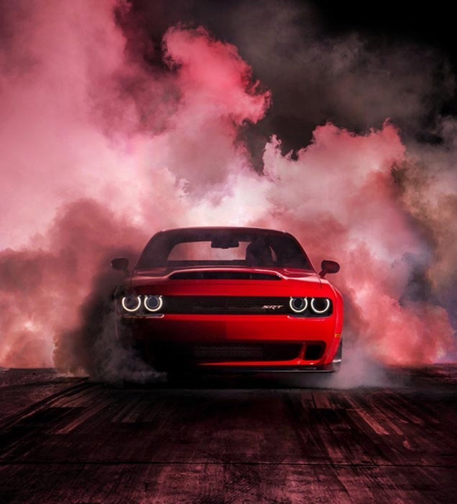 Dodge Challenger Hellcat бернаут
