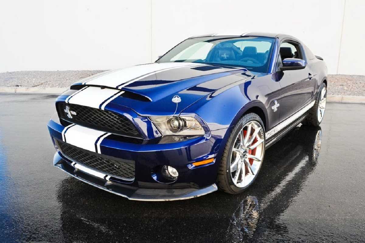 Форд Мустанг gt 500