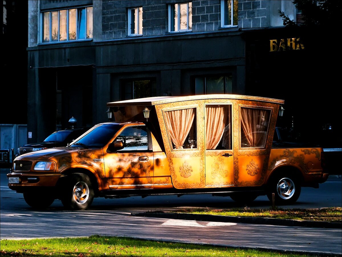 Карета ржавая