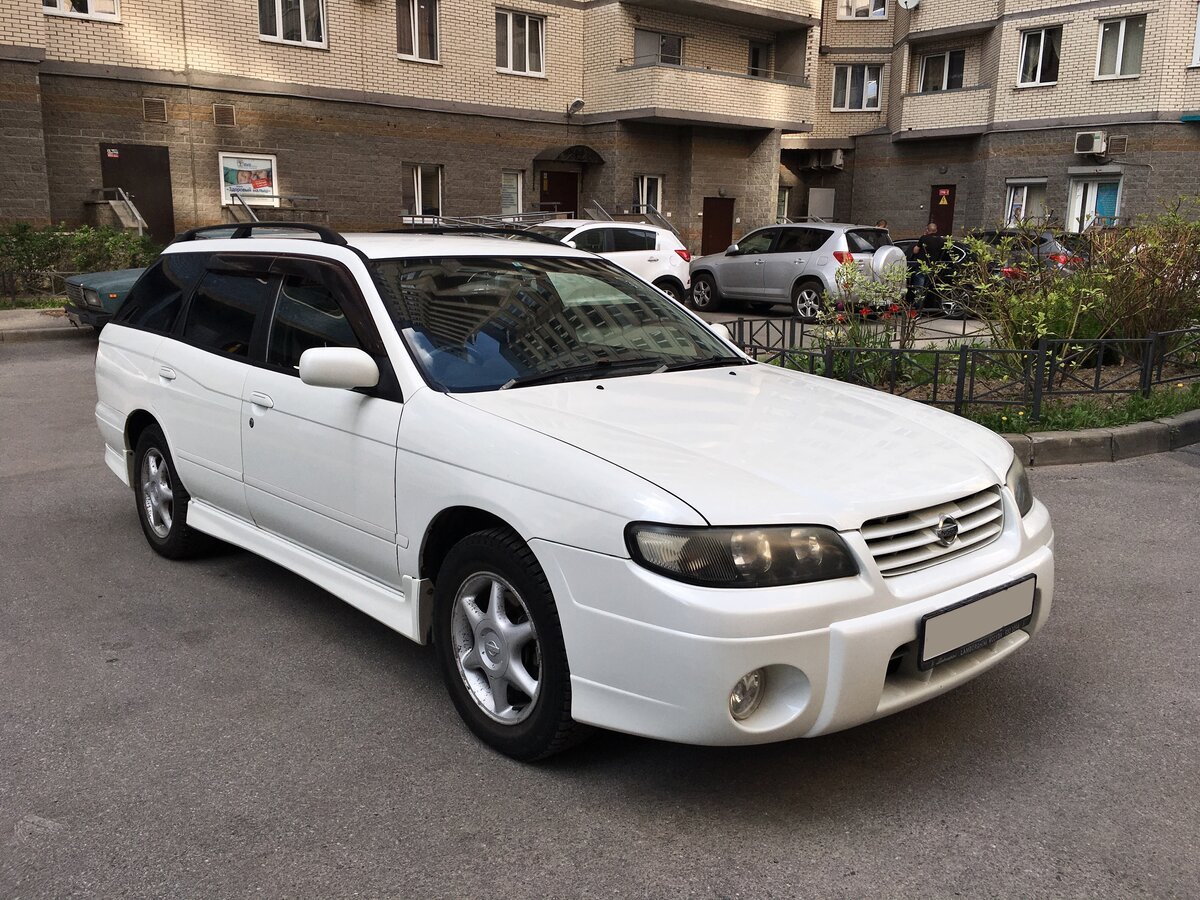 Nissan Avenir w11 белый