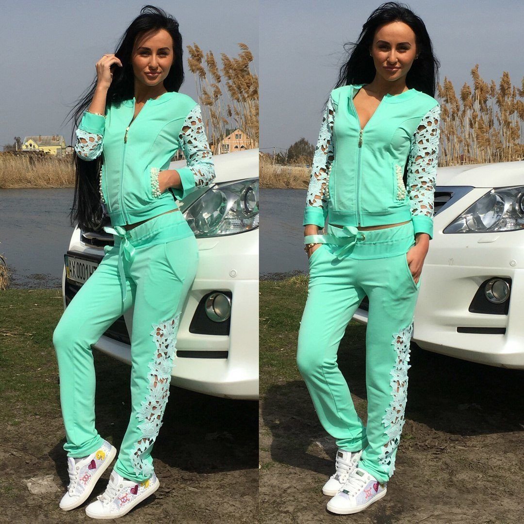 Спортивные костюмы женские гламурные